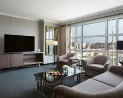 Anwar Al Madinah Mövenpick Hotel thumbnail