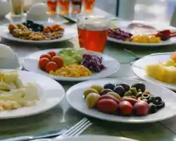 Nour Al Thuria Hotel thumbnail