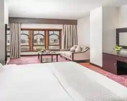Taiba Front Hotel (Ex. Elaf Grand Al Majeedi)... thumbnail