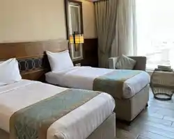 Violet Hotel thumbnail