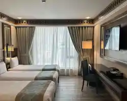 Violet Hotel thumbnail