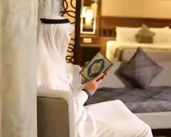 Violet Hotel thumbnail