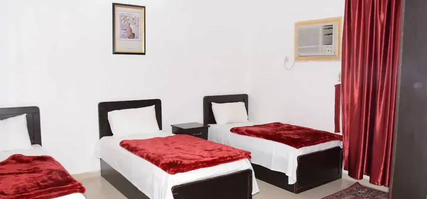 Al Eairy Furnished apt Al Madinah 1 image