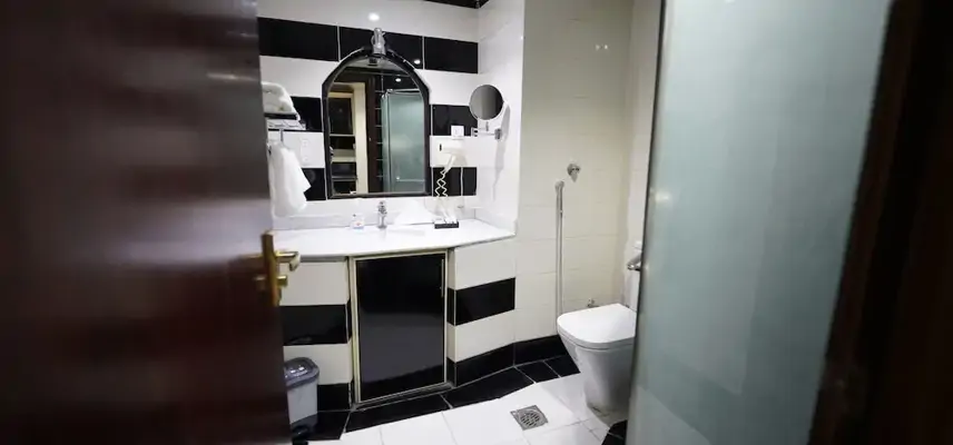 Al Kiram Hotel image
