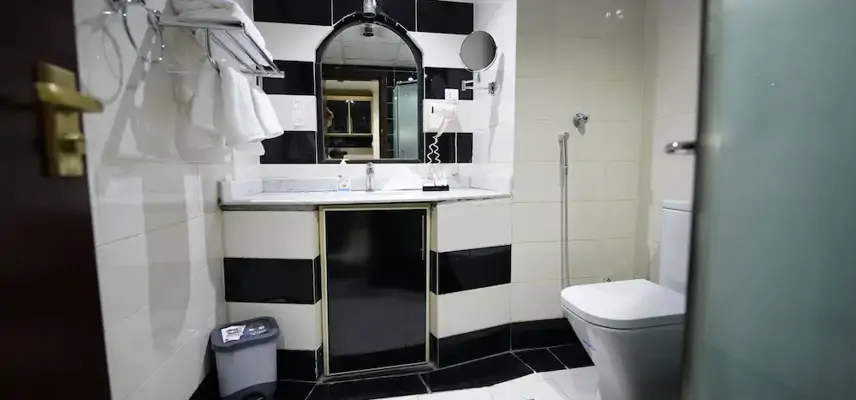 Al Kiram Hotel image