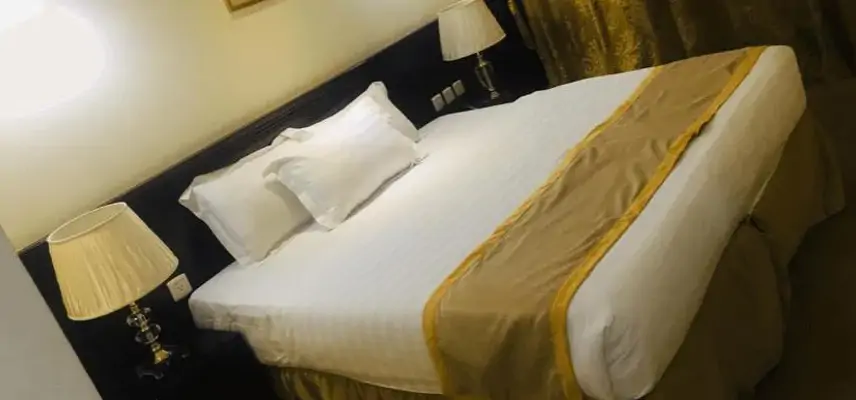 Al Olayan Golden Hotel. image