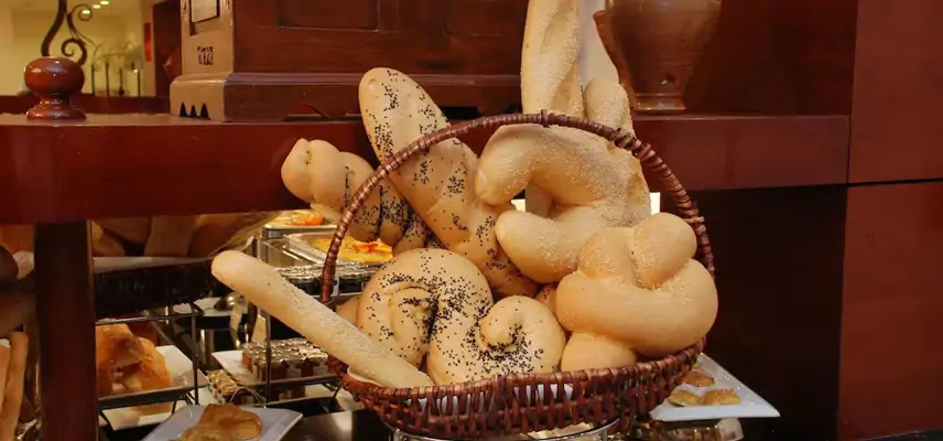 Al Rawda Royal Inn image