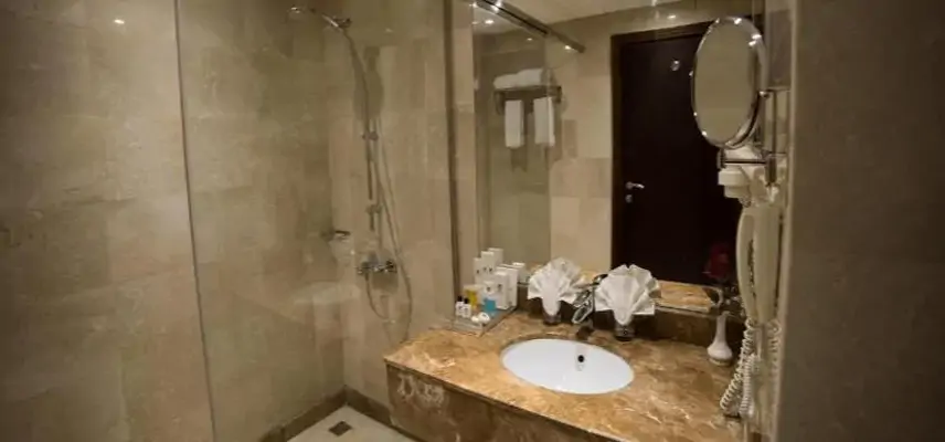 Al Safwah Hotel. image