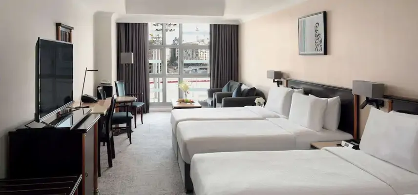Anwar Al Madinah Mövenpick Hotel image