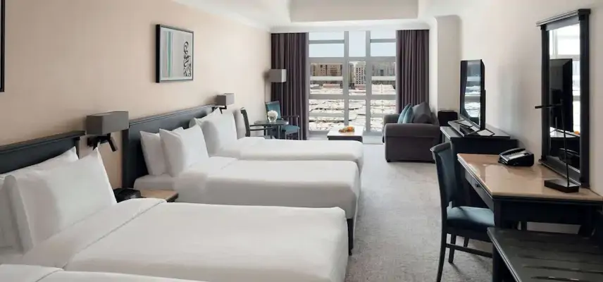 Anwar Al Madinah Mövenpick Hotel image