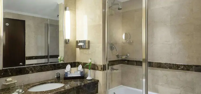 Anwar Al Madinah Mövenpick Hotel image