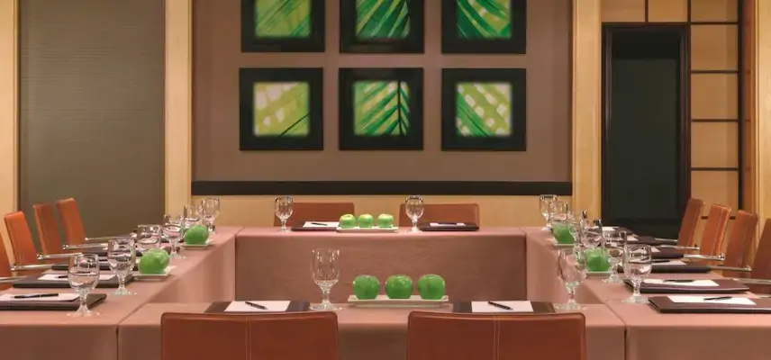 Anwar Al Madinah Mövenpick Hotel image