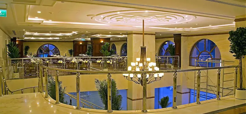 Dorrar Al Eiman Royal image