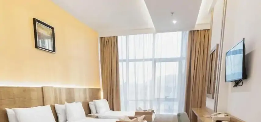 Emaar Legend image