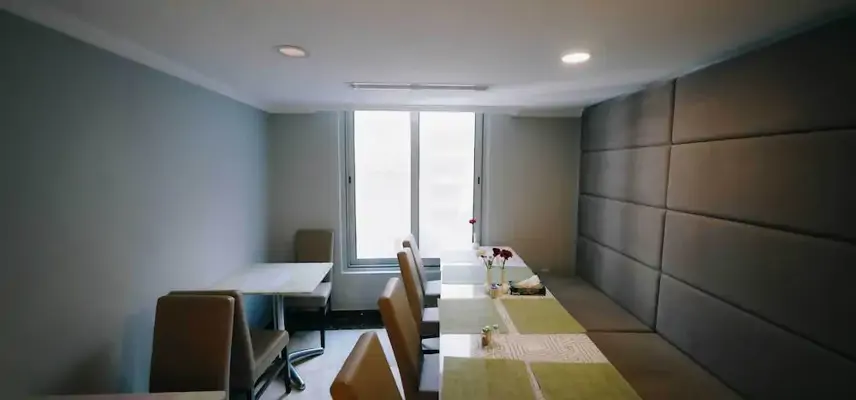 Nour Al Thuria Hotel image