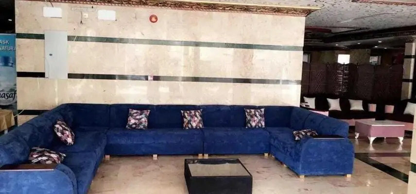 Revan Hotel image