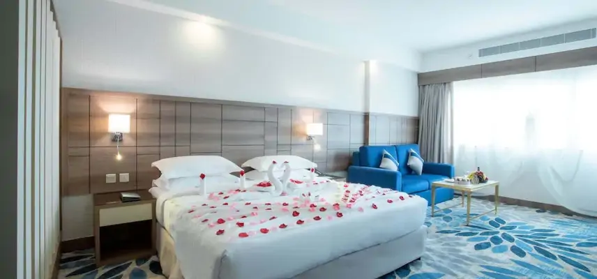 Season Star Hotel image