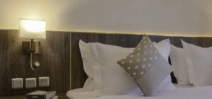 The Seasons Hotel image