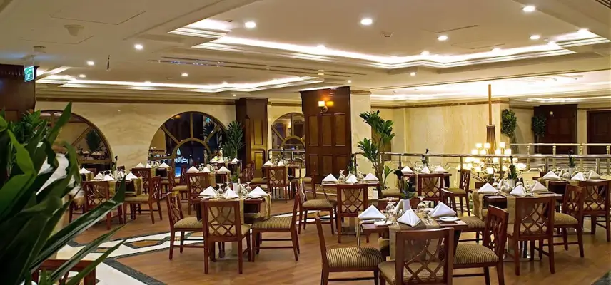 Dorrar Al Eiman Royal image