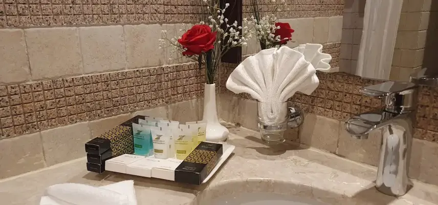 Dorrar Al Eiman Royal image