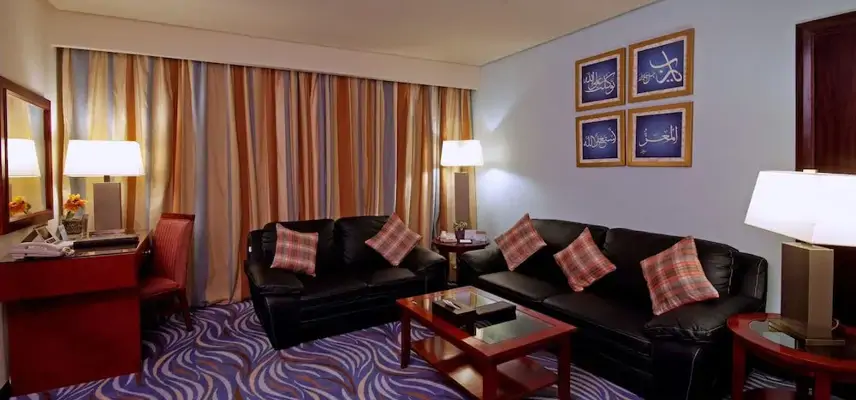 Dorrar Al Eiman Royal image