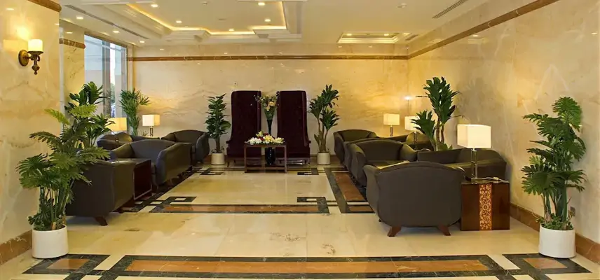Dorrar Al Eiman Royal image