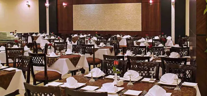 Dorrar Al Eiman Royal image