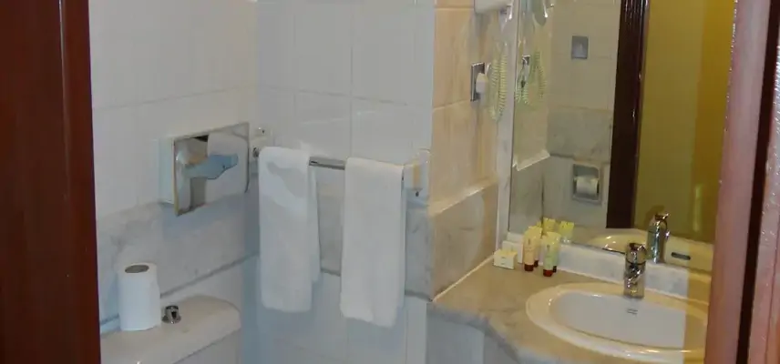 Elaf Taiba Hotel image