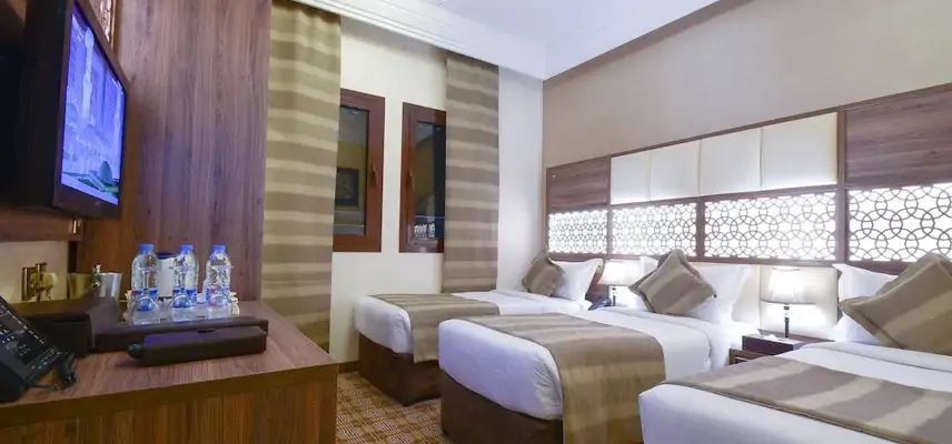 Golden Tulip Al Zahabi image