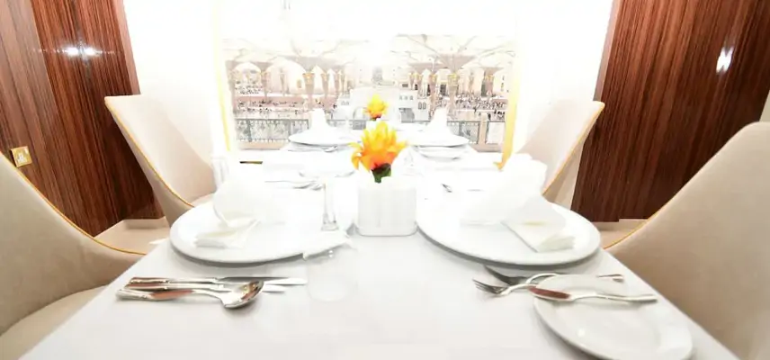 Golden Tulip Al Zahabi image