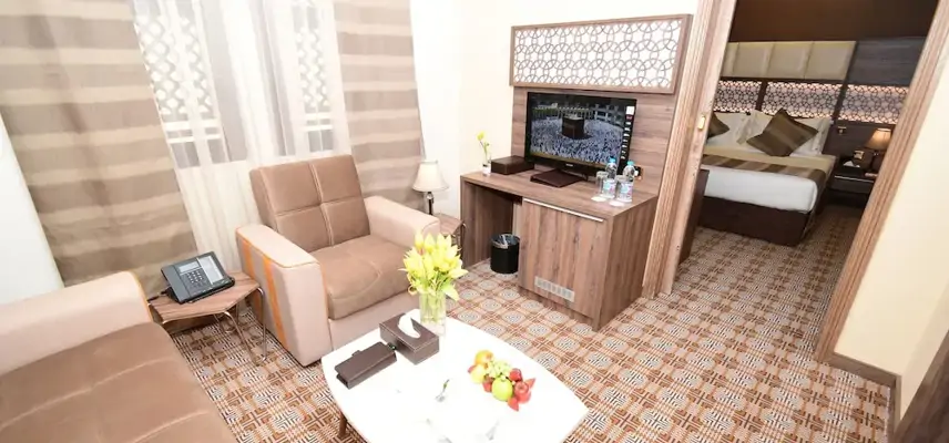 Golden Tulip Al Zahabi image