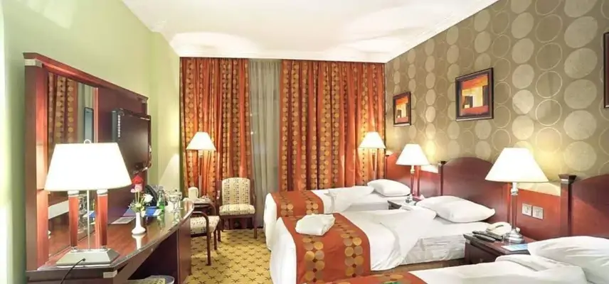Leader Al Muna Kareem Hotel image