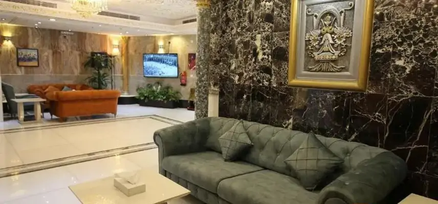 M Platinum image