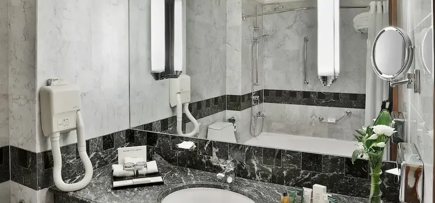 Madinah Hilton image