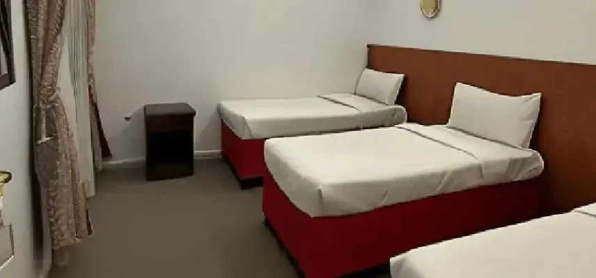 Noor Al-Salah Hotel. image