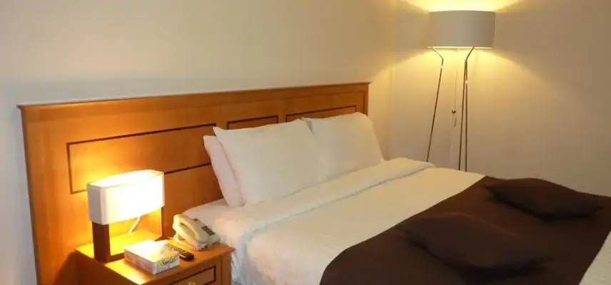 Nour Al Thuria Hotel image