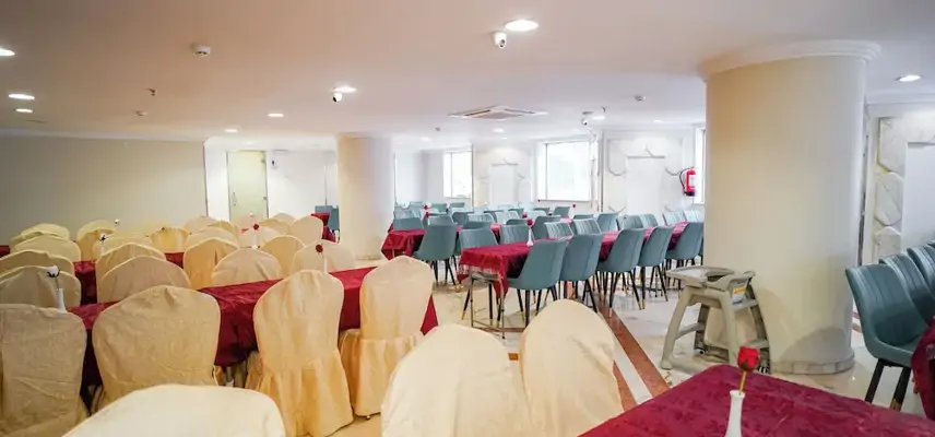 Osturat Emaar Hotel image