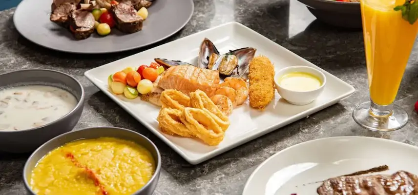 Park Inn by Radisson Makkah Aziziyah | 5-Star Umrah Hotel image
