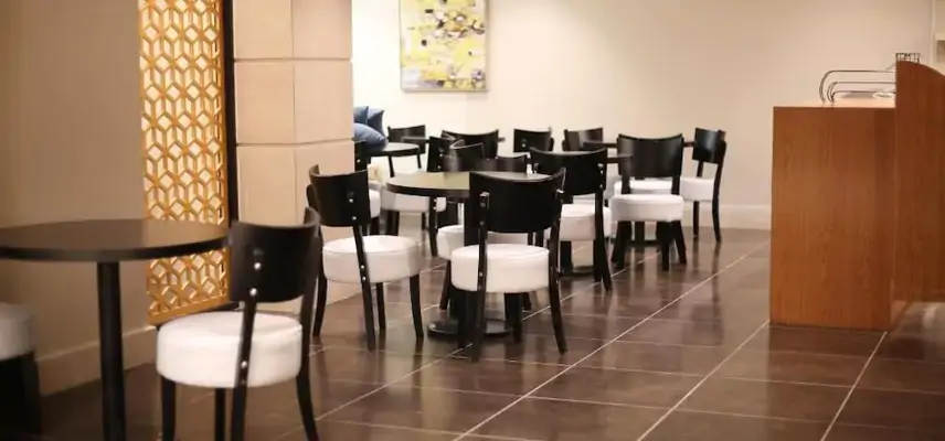 Rahhal Hotel Suites image