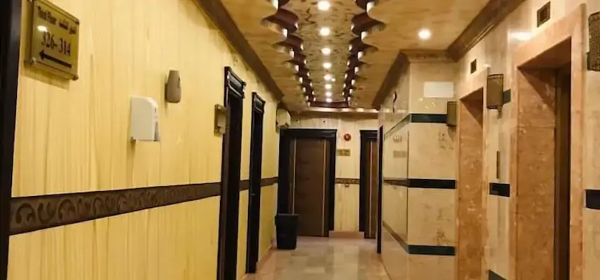 Revan Hotel image