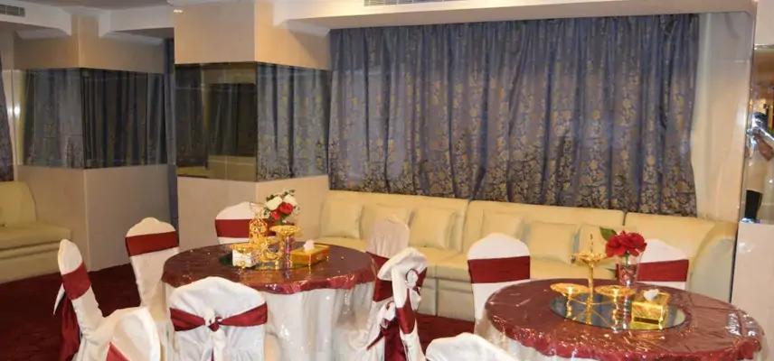 Royal Al Mashaer Hotel image