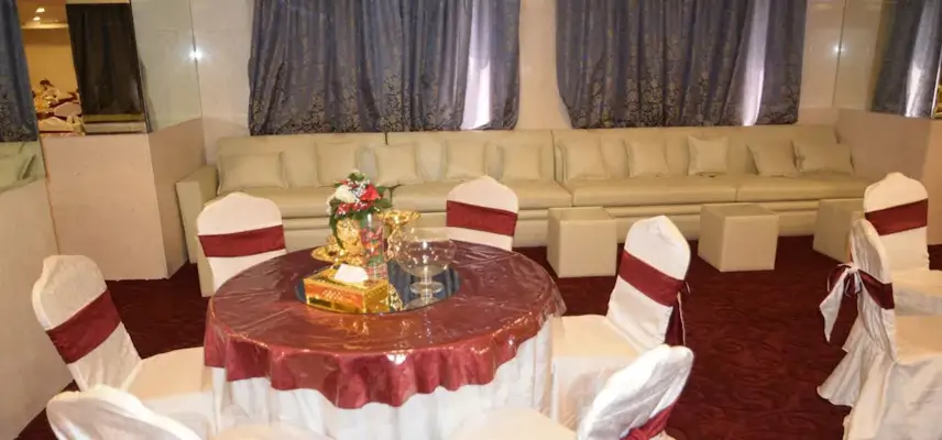 Royal Al Mashaer Hotel image