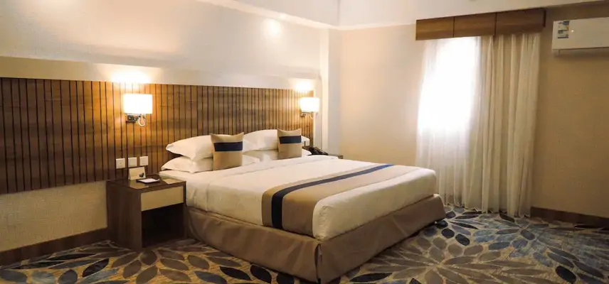 Season Star Hotel image