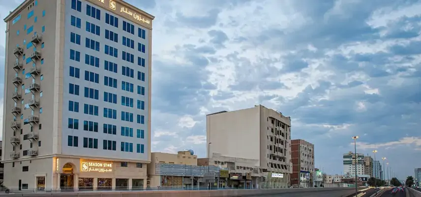 Season Star Hotel image