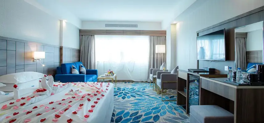 Season Star Hotel image