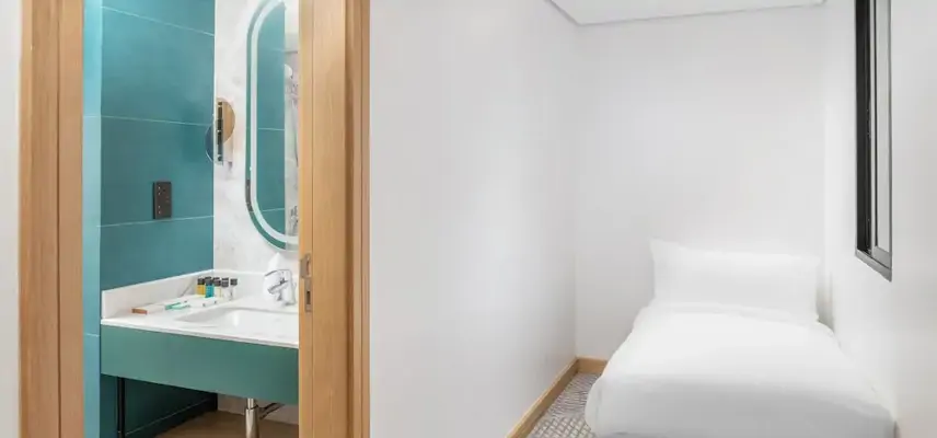 Taiba Suites Madinah image