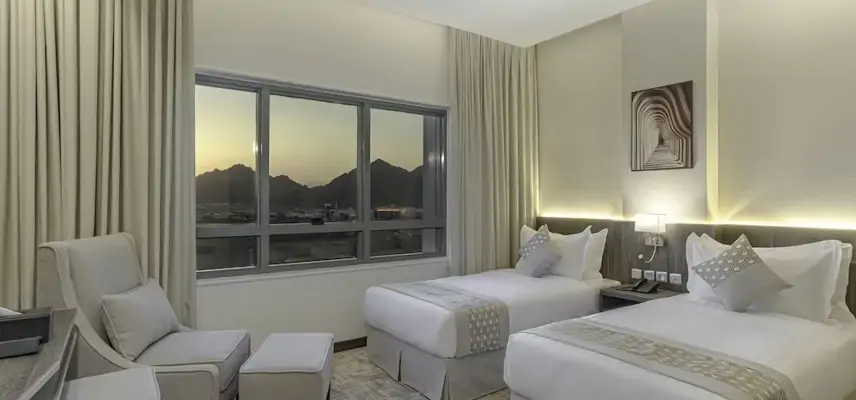 The Seasons Hotel image