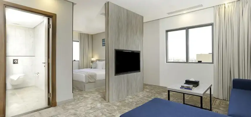 The Seasons Hotel image