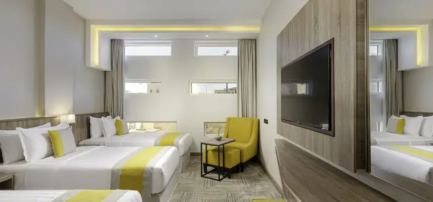 The Seasons Hotels image