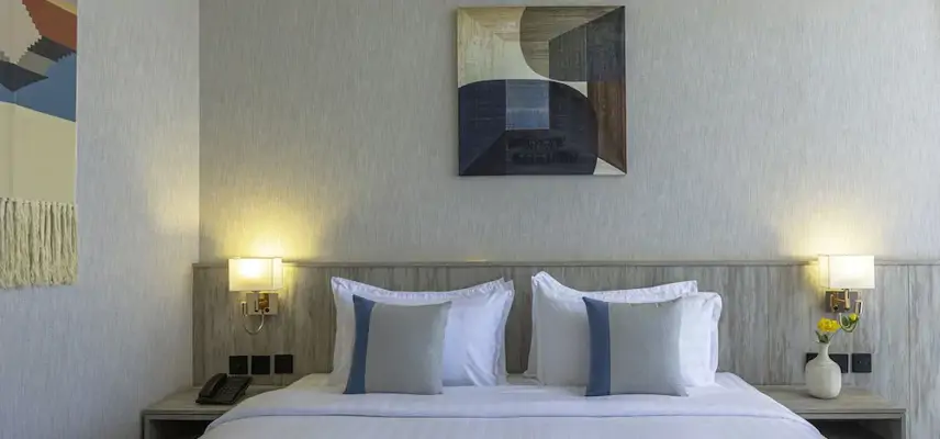 The Seasons Hotels image